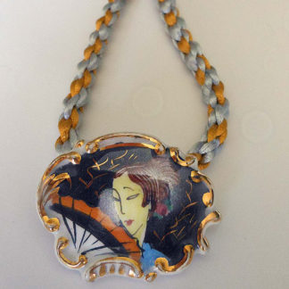 Lady with a Fan Necklace